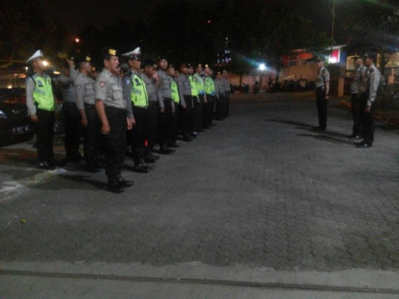 IMG-polsek-jatiuwung-dan-polres-metro-tangerang-kota-gelar-ops-cipkon-gabungan