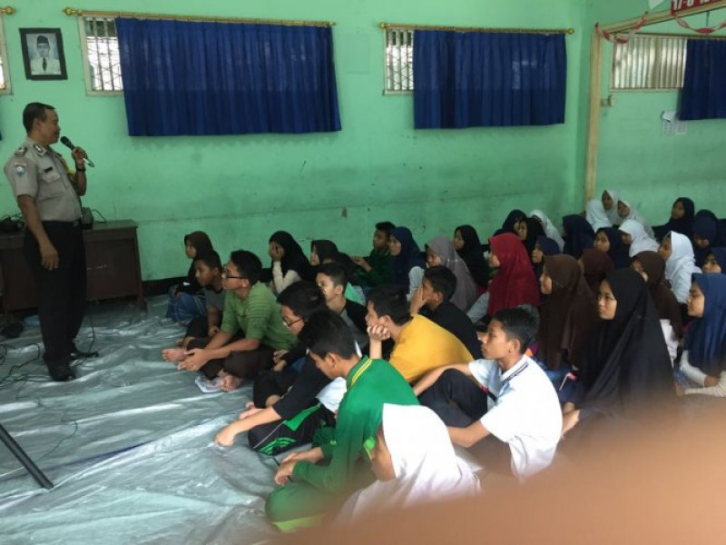 IMG-aiptu-sukarno-ingatkan-pelajar-untuk-tidak-saling-bully-saat-pelaksanaan-ldks