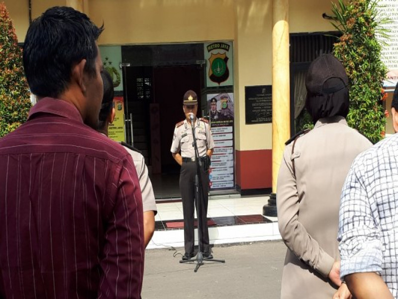 IMG-kanit-binmas-sampaikan-arahan-pimpinan-dalam-apel-pagi-polsek-neglasari