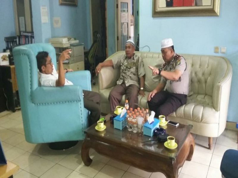 IMG-kapolsek-ciledug-sambang-tokoh-masyarakat-kelurahan-larangan-utara