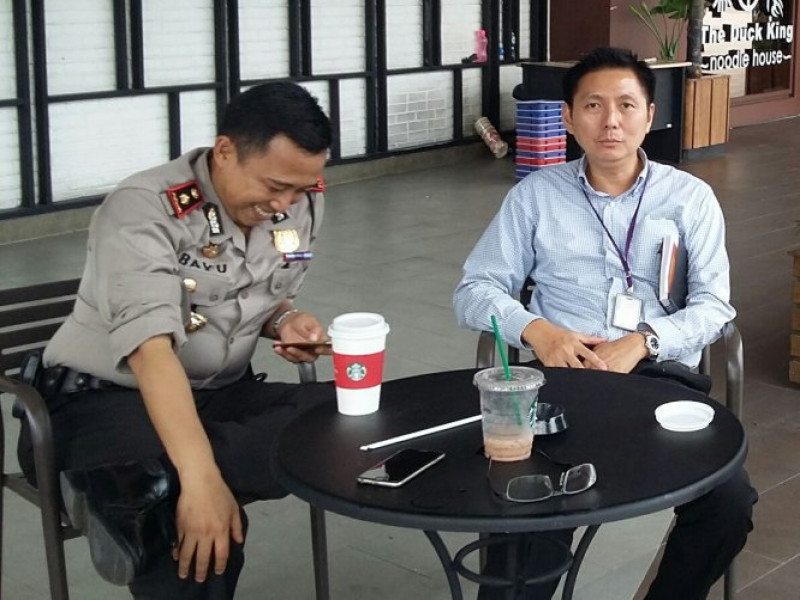 IMG-temui-tokoh-masyarakat-kompol-bayu-suseno-ajak-untuk-menjaga-lingkungan-menjadi-aman