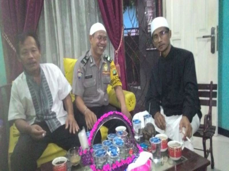 IMG-cegah-paham-radikalisme-bhabinkamtibmas-polsek-jatiuwung-intensifkan-sambangi-tokoh-agama