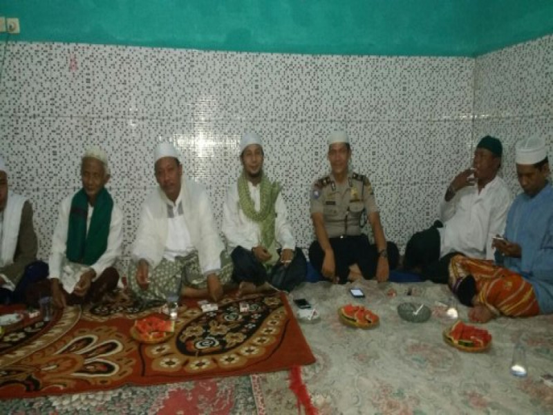 IMG-kanit-binmas-polsek-jatiuwung-hadiri-pengajian-di-ponpes-ummul-rodhiyyah