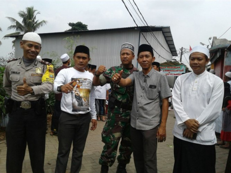 IMG-binmas-dan-babinsa-sangiang-jaya-pantau-giat-pengajian-bulanan-dan-tabligh-akbar-fpi