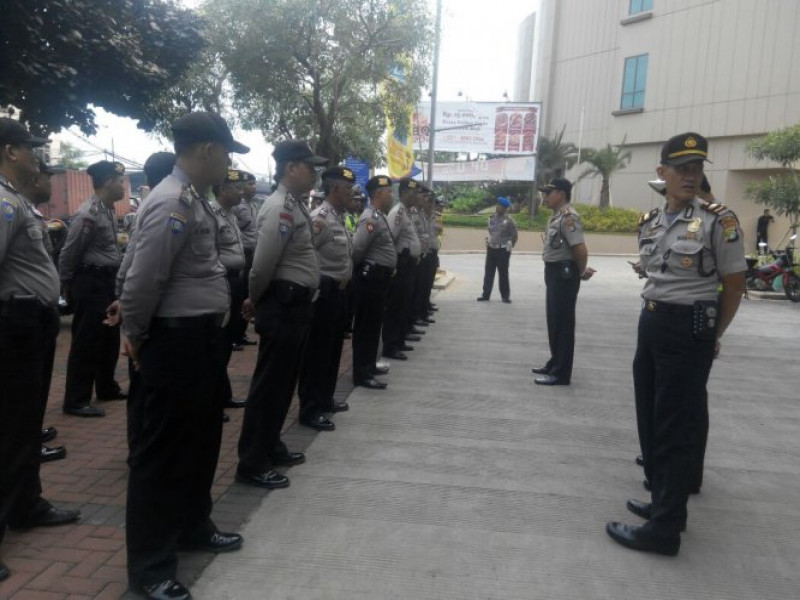 IMG-polsek-jatiuwung-gelar-apel-pengamanan-unras-buruh-kabut-bergerak