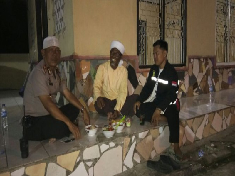 IMG-sambang-tokoh-agama-kapolsek-pakuhaji-akp-suyatno-sh-ke-tokoh-agama-ustadz-hasan-basri-warga-desa-paku-alam-pakuhaji