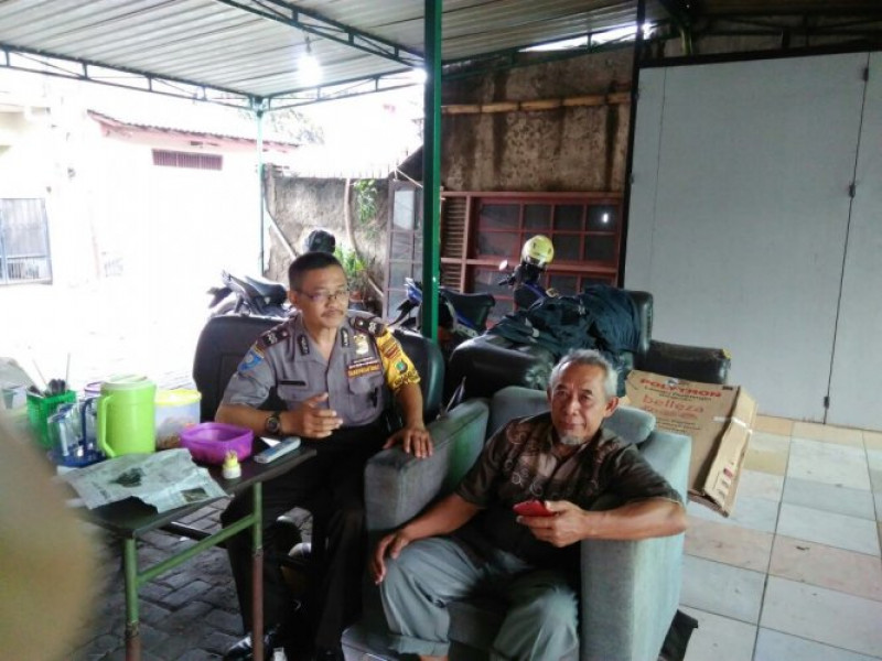 IMG-bhabinkamtibmas-sudimara-barat-giat-sambang-tomas