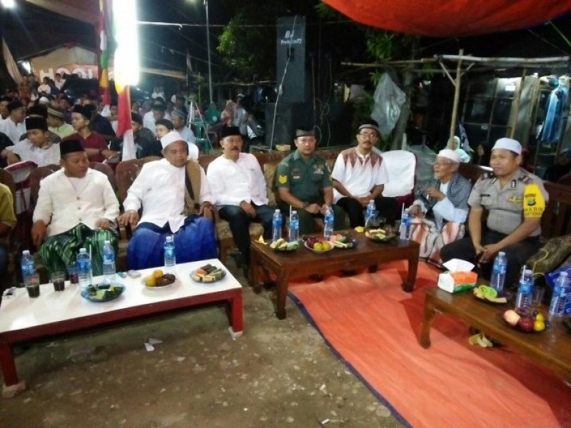 IMG-aiptu-m-idris-bersama-babinsa-hadiri-perayaan-maulid-nabi-muhammad-saw-di-kp-kebon-cau