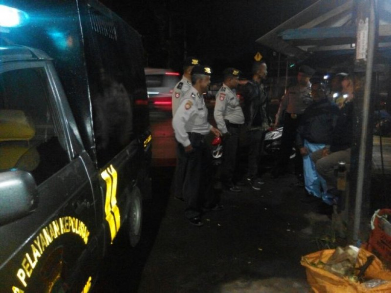 IMG-jajaran-polsek-jatiuwung-lakukan-patroli-gabungan-piket-fungsi-ciptakan-wilayah-kondusif