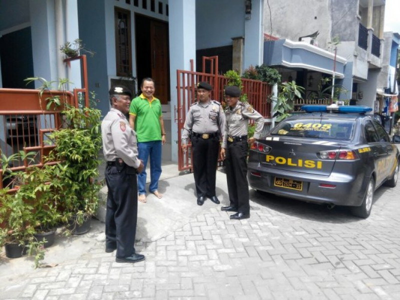 IMG-ipda-dede-bersama-unit-2-sabhara-polsek-jatiuwung-patroli-dialogis-sambangi-tomas-gembor