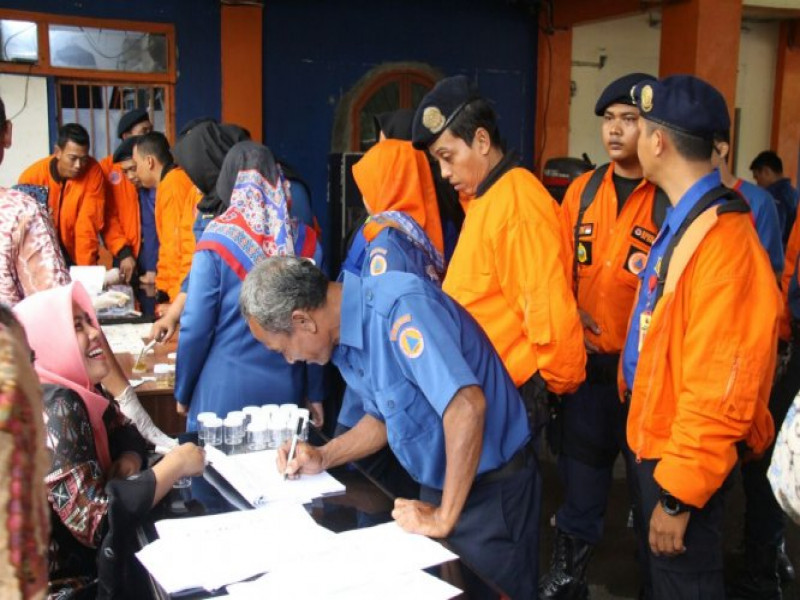 IMG-ratusan-pegawai-bpbd-kota-tangerang-jalani-tes-urine