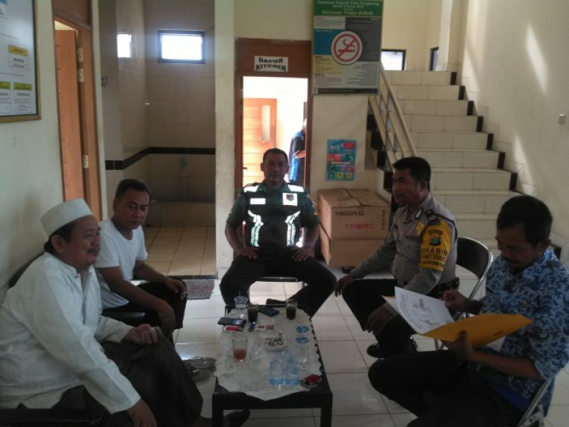 IMG-tiga-pilar-kelurahan-kedaung-baru-bersama-pengurus-mui-kecamatan-neglasari