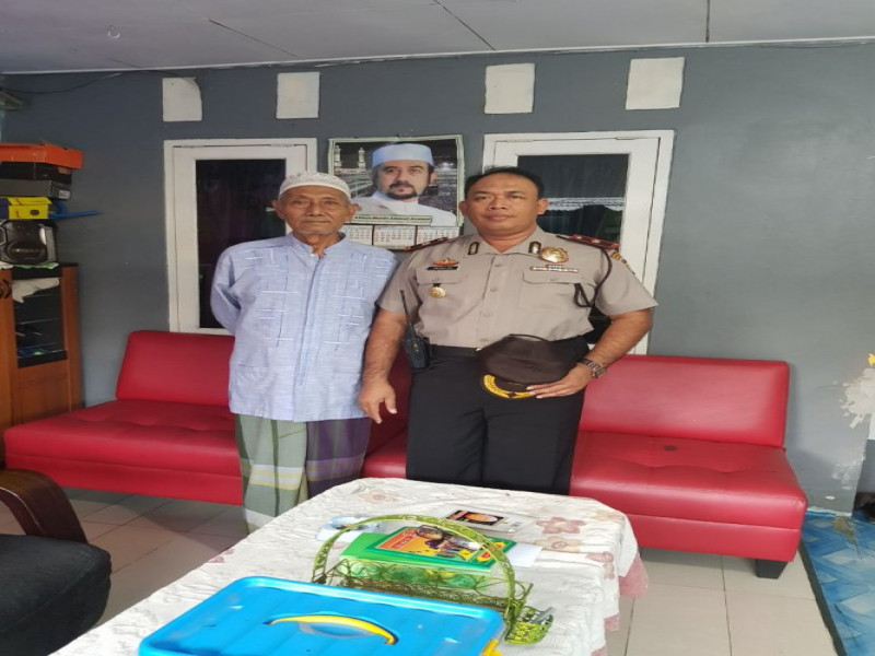 IMG-apresiasi-tokoh-agama-karangsari-atas-kunjungan-kapolsek-neglasari