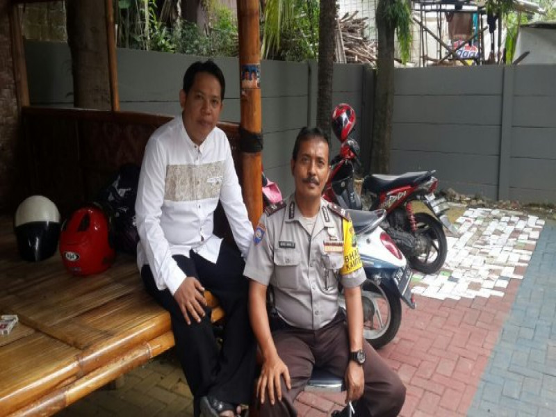 IMG-mari-bersama-kita-cegah-faham-radikalisme-pesan-bhabinkamtibmas-polsek-cipondoh