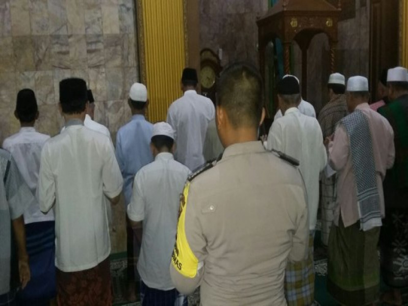 IMG-piket-binmas-polsek-cipondoh-wujudkan-program-polisi-cinta-masjid