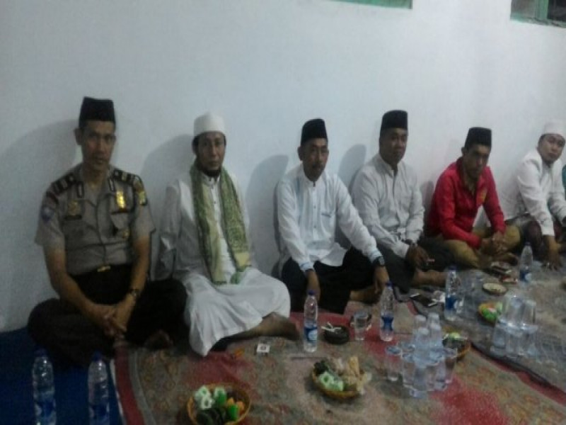 IMG-kanit-binmas-hadiri-perayaan-maulid-nabi-muhammad-saw-di-ponpes-ummul-rodhiyyah