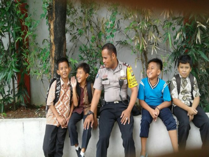IMG-binmas-kelurahan-neglasari-nasehati-murid-sekolah-dasar