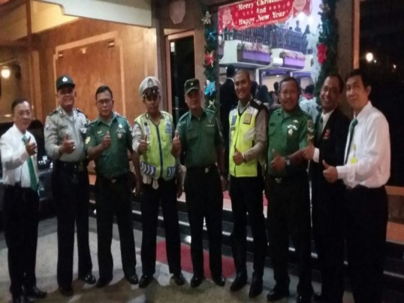 IMG-3-pilar-kamtibmas-uwung-jaya-amankan-perayaan-natal-di-rm-pondok-selera-2