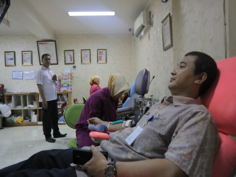 IMG-rayakan-hut-ppi-kota-tangerang-adakan-donor-darah