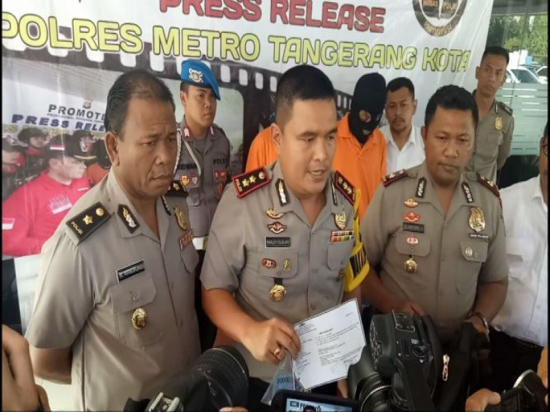 IMG-polisi-tangkap-dua-bandit-spesial-pecah-kaca-mobil
