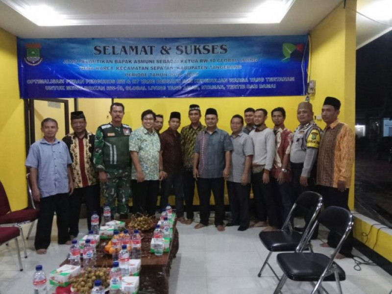 IMG-bhabinkamtibmas-polsek-sepatan-menghadiri-acara-pelantikan-ketua-rw-10-perumahan-global-living