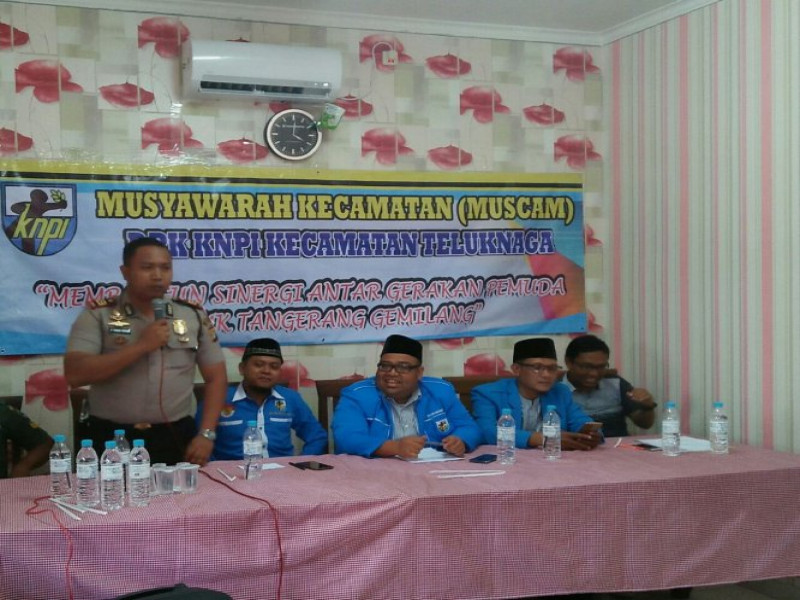 IMG-jalin-sulaturrahmi-kapolsek-teluknaga-sambangi-tokoh-pemuda-knpi-teluknaga
