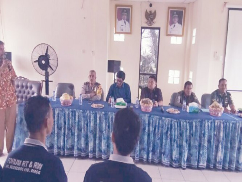 IMG-bhabinkamtibmas-polsek-benda-kelurahan-belendung-hadiri-rapat-musrenbang-tingkat-kelurahan