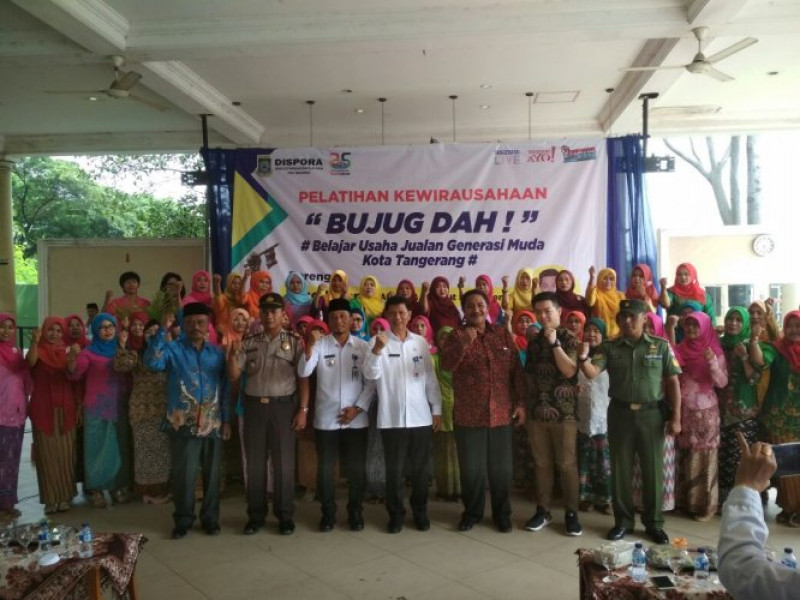 IMG-adanya-sebuah-kegiatan-pelatihan-kewirausahaan-pemuda-dan-lounching-perdana-lagu-mars-kecamatan-batu-ceper