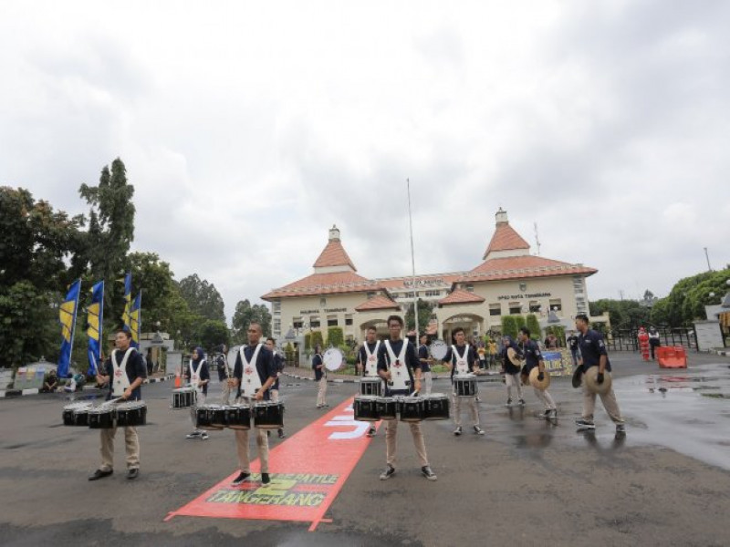 IMG-drumline-battle-berlangsung-meriah