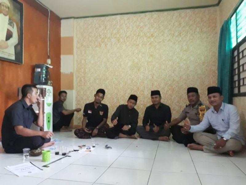 IMG-pondok-pesantren-assidiqiyah-2-batu-ceper-telah-di-kunjungi-dan-di-sambangi-oleh-bhabinkamtibmas-aiptu-suharno-program-polsantren