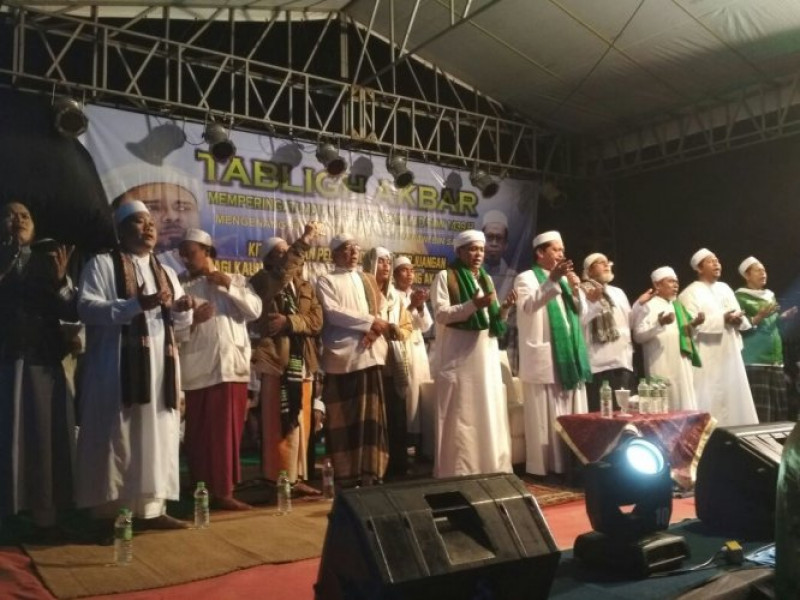 IMG-adanya-kegiatan-tablik-akbar-dalam-rangka-memperingati-maulid-nabi-besar-muhammad-saw-di-batu-ceper