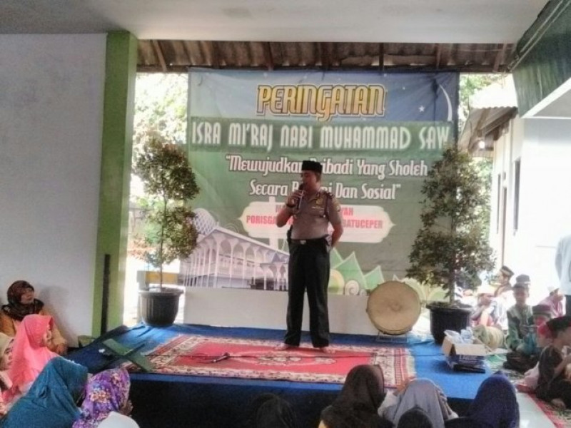IMG-kapolsek-batu-ceper-hadiri-peringatan-isra-miraj-nabi-besar-muhammad-saw-1439-di-musholah-al-hidayah