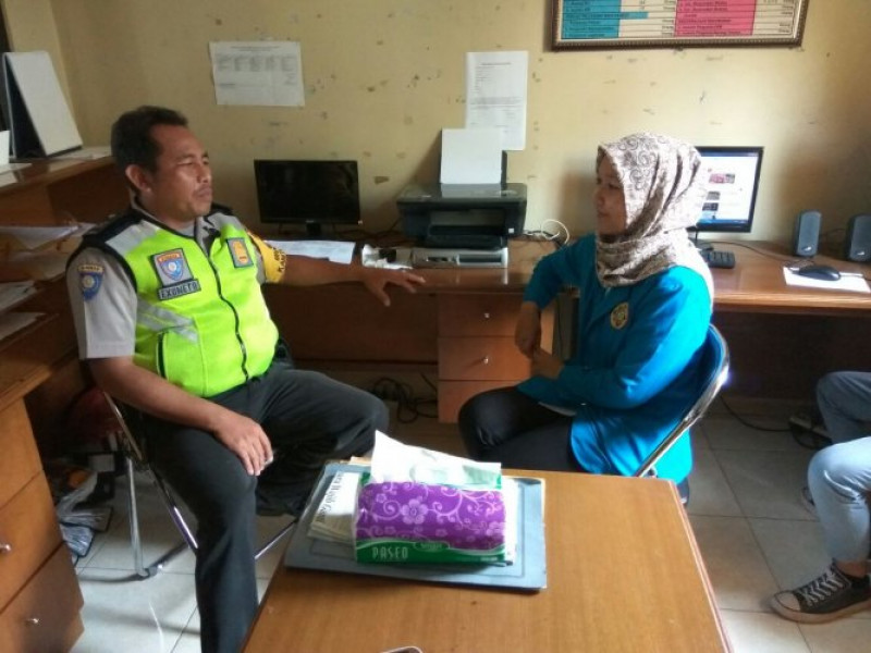 IMG-aiptu-exwanto-bertemu-dengan-mahasiswa-magang