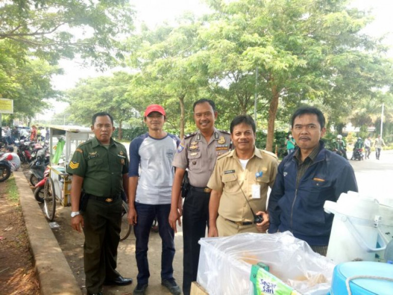 IMG-temui-tokoh-pemuda-bhabinkamtibmas-polsek-cipondoh-ajak-berantas-berita-hoax