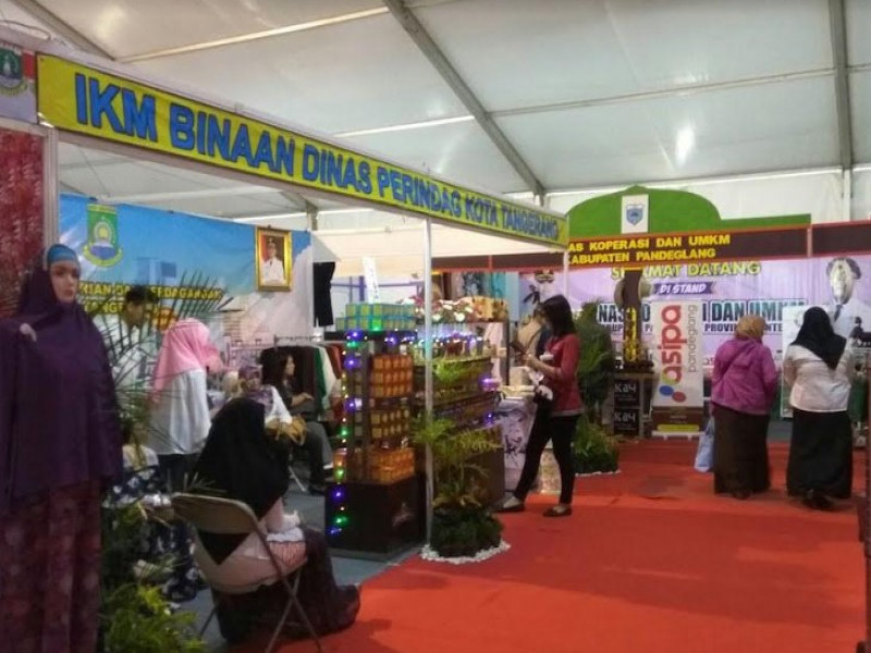 IMG-pemkot-fasilitasi-ikm-ikuti-pameran-hingga-luar-kota