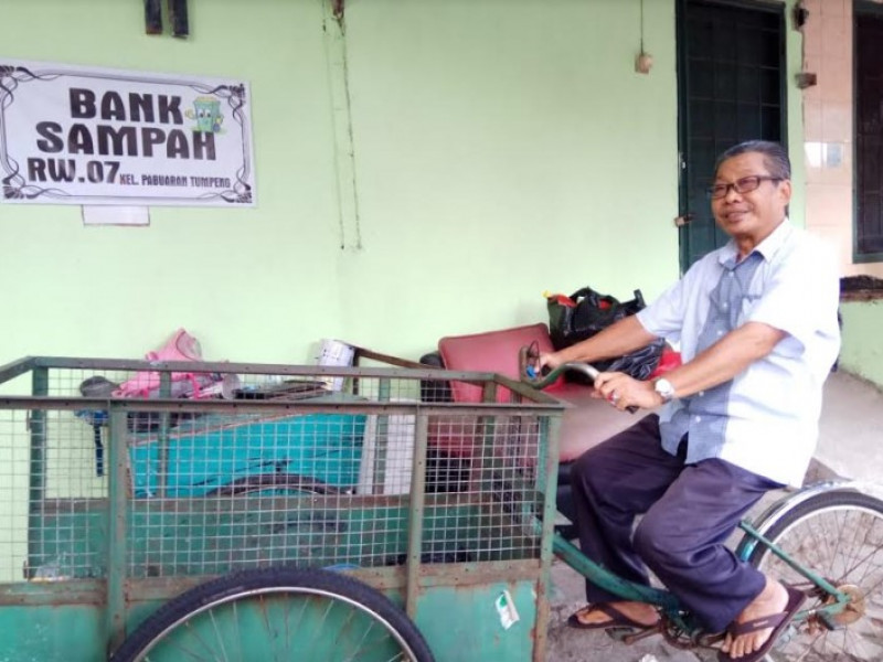 IMG-bank-sampah-wujud-partisipasi-masyarakat-di-program-kampung-iklim