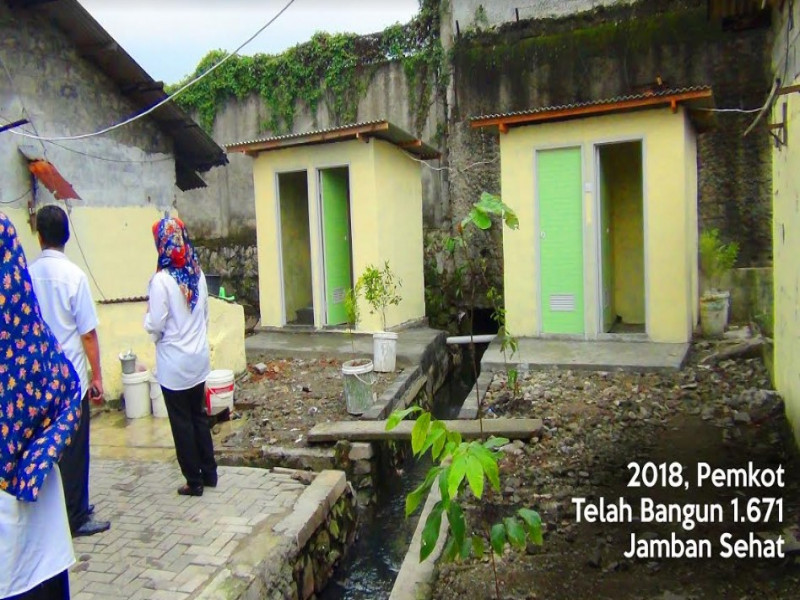 IMG-di-2018-pemkot-telah-bangun-1671-jamban-sehat