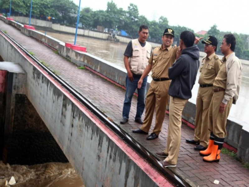 IMG-musim-penghujan-datang-pemkot-tangerang-hadapi-dengan-program-tangerang-usir-banjir