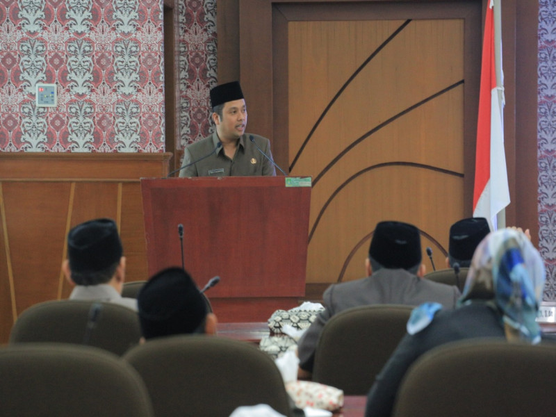 IMG-pemkot-terapkan-sistem-stikerisasi-untuk-penerima-bantuan-sosial