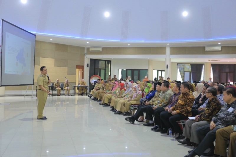 IMG-wali-kota-ajak-kepala-sekolah-dan-pimpinan-perguruan-tinggi-swasta-berinovasi