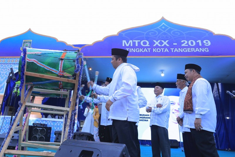 IMG-buka-mtq-ke-20-arief-lantik-104-kepala-ulptq-kelurahan