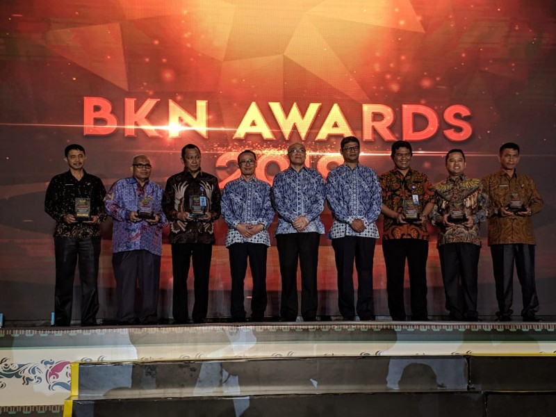 IMG-pemkot-raih-penghargaan-dalam-bkn-award-2019
