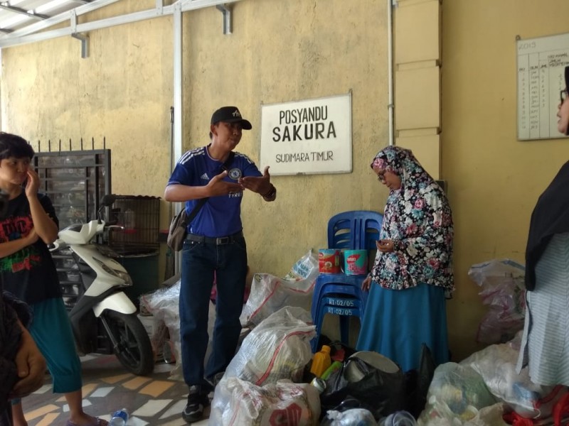 IMG-cara-unik-warga-jaga-lingkungan