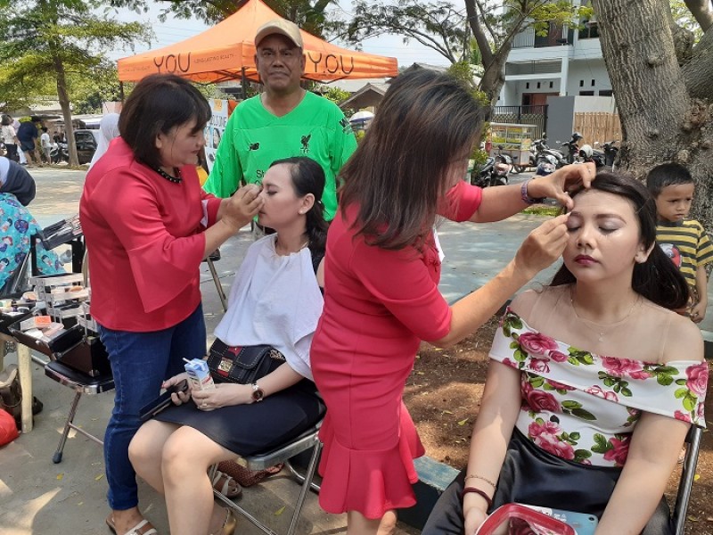 IMG-kemeriahan-kampung-pemuda-mekarsari