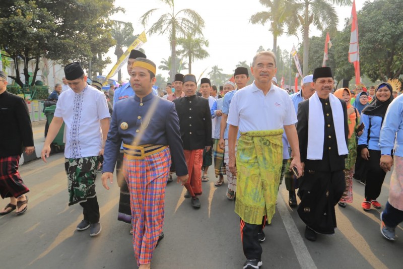 IMG-festival-sarungan-nusantara-kota-tangerang-dipuji-malaysia