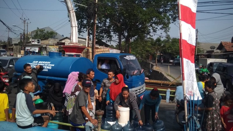 IMG-pdam-tb-salurkan-bantuan-air-bersih-pasca-pemadaman-listrik