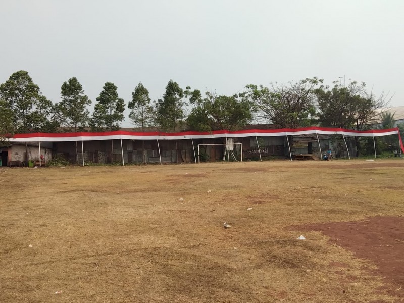 IMG-pemasangan-bendera-merah-putih-sepanjang-328-meter