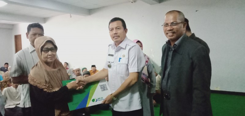 IMG-pekerja-sosial-se-kecamatan-periuk-sah-jadi-peserta-bpjamsostek