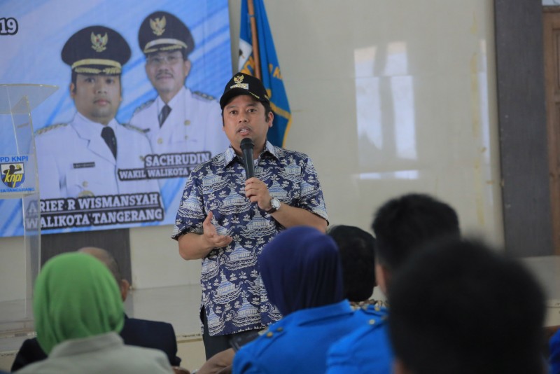 IMG-pemkot-rencanakan-revitalisasi-gedung-knpi-kota-tangerang
