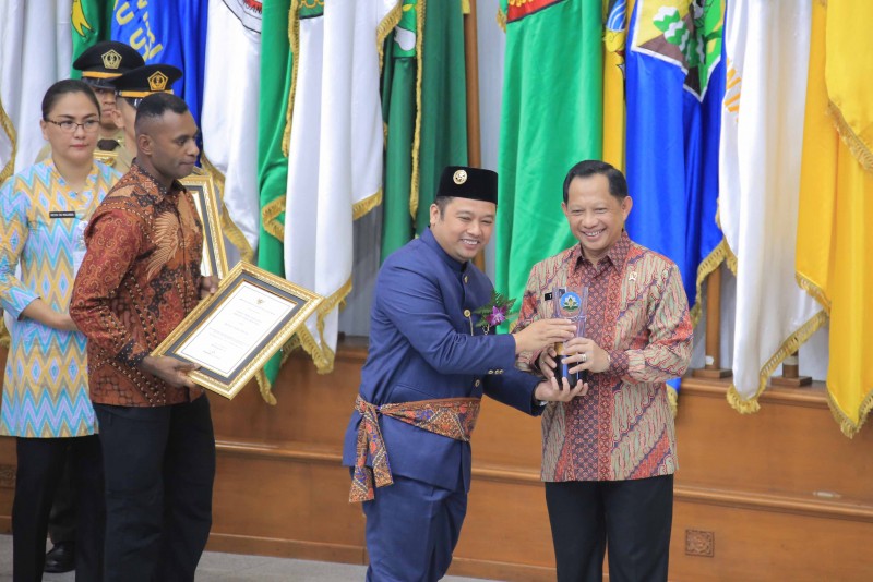 IMG-kota-tangerang-kembali-raih-penghargaan-swasti-saba-wistara-untuk-ketiga-kalinya